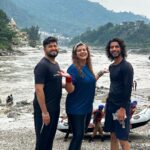 Anisha Hinduja Instagram – Back to where my soul lies #rishikesh #❤️ 
#photooftheday #my #spiritualgrowth #thebest #ganga #naturephotography @rishi_aquaholic Rishikesh ऋषिकेश