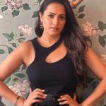 Anita Hassanandani Instagram - 🩶 📸 @jess.cre8s