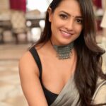 Anita Hassanandani Instagram - 🩶