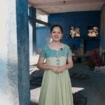 Anitha Sampath Instagram - Indigo dye is extracted from the small, green leaves of the indigofera plant. Leaves are harvested before the flowers of the plant bloom & then soaked in water and churned until they release a navy froth. Required Humidity is 18% -37% approximately. Basically humidity should be less than usual. Rajasthan, India