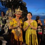 Anitha Sampath Instagram - Yekkov nanum News reading makeup la unna mariye dhan irupen😄 hope u guys liked the ramayan performance vlog from bali uluwattu temple.Link is in bio❤️ Pc: paps #bali #anithasampath #ulluwatutemple