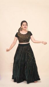 Anitha Sampath Instagram - Trending in youtube🙏🏼😍Kothal savadi lady vandhachu😍
Reviving the nostalgic 90s kids songs through anithasampathreels😍
Deva ennum devadhai 🧡

Wearing the costumes from
 @_kalamkari_____ ✅

Concept& direction by us🧡
@official_anithasampath 
@itsme_pg 

Thanks to
@makeupby_rinu 
@kavinjr2023 

#anithasampathreels #asr #kothalsavadilady #costumes #transitionreels #anithasampath #anitha #bb #biggbossanithasampath #bigbossanithasampath #biggbosshindi #biggbosstamil #devasongs #musiccomposer #travel #traveller #tamilpechuengalmoochu #vijaytv #suntv #vijaytelevision #cwc #cookwithcomali #makeupartist #chennaimakeupartist #bridalmakeup #lehengas #tamilmodel #kannedhireythondrinal #kaavaalaa #trendingreels