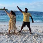 Anitha Sampath Instagram – 1000th post😍maldives kuthu😂😂
 Choreo @itsme_pg 👨‍❤️‍👨

#anithasampath #maldives #maldivestravel #maldivesreels #maldivesdiaries #maldivesislands #dancereels #trendingsong #trendingtamilsong #couplegoals #couplevideos #couple #anitha #biggboss #bigboss #bigbosstamil #biggbosstamil #biggboss16 #biggbossanithasampath #tamilpechuengalmoochu #tamilpechu #vijaytvanchor #vijaytv #vijaytelevision #suntv #newsreader