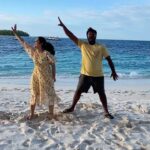 Anitha Sampath Instagram - 1000th post😍maldives kuthu😂😂 Choreo @itsme_pg 👨‍❤️‍👨 #anithasampath #maldives #maldivestravel #maldivesreels #maldivesdiaries #maldivesislands #dancereels #trendingsong #trendingtamilsong #couplegoals #couplevideos #couple #anitha #biggboss #bigboss #bigbosstamil #biggbosstamil #biggboss16 #biggbossanithasampath #tamilpechuengalmoochu #tamilpechu #vijaytvanchor #vijaytv #vijaytelevision #suntv #newsreader
