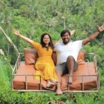 Anitha Sampath Instagram – Bali reels instaல பாக்குறப்பலாம் இந்த ஊஞ்சல்ல நம்ம எப்படா உக்காருவோம்னு இருக்கும்… பாலி போனா இந்த experienceஅ மிஸ் பண்ணிடாதீங்க.. 

travel partner: @gtholidays.in 
Thank u @gtholidays.in for taking care of us so well.especially our guide was so helpful.

Advantages of bali trip:✅
Travel vlogger anitha mode on🤭
📍1.இந்தோனேசியா economically ரொம்ப  cheap country to travel. அங்க water sports,shopping,spa லாம் மத்த நாடுகள விட விலை கம்மியா இருந்துச்சு. Budget hotels also இருக்கு.நீங்க கம்மி விலையில வெளிநாடு போகணும்னா உங்க முதல் நாடா பாலிய தேர்வு செஞ்சிக்கலாம்.

📍2.பாக்குறதுக்கு மட்டும் இல்ல experience பண்றதுக்கும் பாலில நிறைய activities இருக்கு.
Swing,river rafting, sea travel,water sports in sea,etc

📍3.  5 days um Indian restaurant la dhan saptom. So food problem illa. இதுக்கு கண்டிப்பா @gtholidays.in க்கு தான் thanks சொல்லணும். And our guide kariyasa.ill show him in bali series reels!

📍4.பாலியோட கலாச்சாரம் 80% நம்ம  இந்தியா மாதிரியே இருக்கு.நம்மளவிட கொஞ்சம் dramatic ஆ இருக்கு. ஏதோ ஒரு artistic shooting villageக்கு போன மாதிரி இருந்துச்சு❤️

📍5.நம்ம ஊருல தரமான family spa per head 3000-6000 வரும்.பாலி வெளிநாடு ஆச்சே இங்க ஸ்பா ரொம்ப பிரபலம் வேற.அப்ப costlyஆ இருக்கும்னு பாத்தா.., star hotelலயே Couple spa per head 1500தான்.😲 avlo price kammi inga elame…

Bali is our most expected and most favourite memorable trip..😀😍

Bali series start பண்ணலாமா thangams❤️ நிறைய information உங்களுக்காக சொல்றேன்.hope it will be useful to u guys🧡 

Costume @vkfashion2018 
📍ubud,bali swing.

#anithasampath #anithapraba #bali #balitravel #balireels #balitravelvlog #vijaytv #vijaytelevision #anithasampathreels #biggbossanithasampath #anithasampathbiggboss #biggbosstamil #biggboss #tamilpechuengalmoochu #cwc #cookwithcomali #suntv #newsreader #newsreaderanitha #baliindonesia #indonesia #gtholidays Ubud, Bali, Indonesia