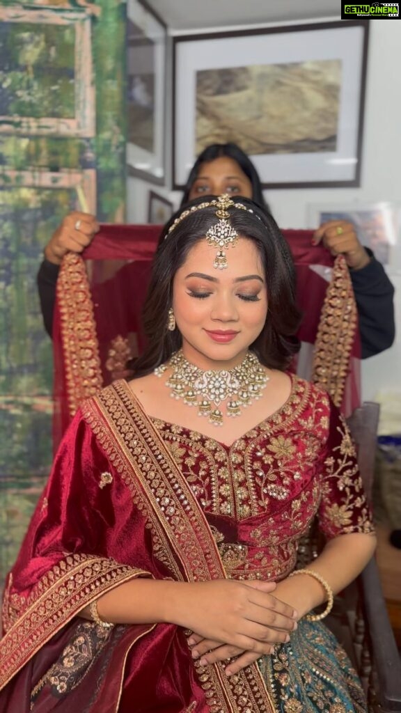 Anitha Sampath Instagram - ❤️❤️❤️ for @kowshi_mua Favourite reception look😍 Bridal lehenga from @lithas_rentals Bridal jewel from @vivahbridalcollections Makeup and hair done by @kowshi_mua #anithasampath #photoshoot #lehenga #bridallehenga #bridalmakeup #southindianjewellery #southindianmakeup #chennaimakeupartist #receptionlook
