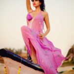 Anjali Lavania Instagram - The theme for 2021 - Is Full Steam Ahead. It’s movement: Each moment offers us the opportunity to move ahead. This can only be achieved when we allow ourselves to enjoy each present moment. The present ⏰ is a present 🎁 Whatever the present moment may bring you - The key is to enjoy it with a focused yet playful attitude. Playfulness has an underlying energy of creativity - Which gives us the creative perspective to transform even negative moments into positive blessings. So this year I shall Focus like a captain 👩🏻‍✈️- and Play like a pirate 🏴‍☠️ 😂🥳 #2021goals #piratequeen #presentisapresent #anjalilavania #playful #goa #fullsteamahead