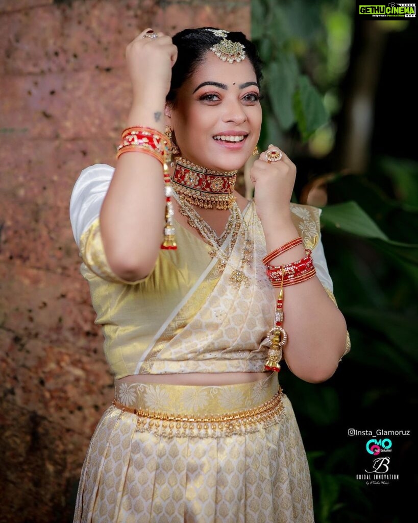 Anjali Rao Instagram - Wishing you a joyous and prosperous Onam! May this festive season bring you happiness, unity, and an abundance of blessings. Photographer: @photography_como MUA : @neethu_unni_makeup_artist Collab : @insta_glamoruz Costume : turned my wedding saree into this beautiful dress at @sthua_klothing #photographyeveryday #instaphoto #festival #fashion #celebration Chennai, India