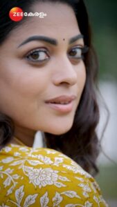 Anjali Rao Instagram - Mrs.Hitler | Mon - Sun | 8:30 PM | Zee Keralam

ട്രെൻഡിനൊപ്പം മായ

#ZeeKeralam #NeithedukkamJeevithaVismayangal #ZeeKeralamHD #ZeeKeralamOnMyTV #MrsHitler #ZeeOnTheGoReels

Watch Anytime, Anywhere on ZEE5 - https://zee5.onelink.me/RlQq/fmalDownloadZEE5App