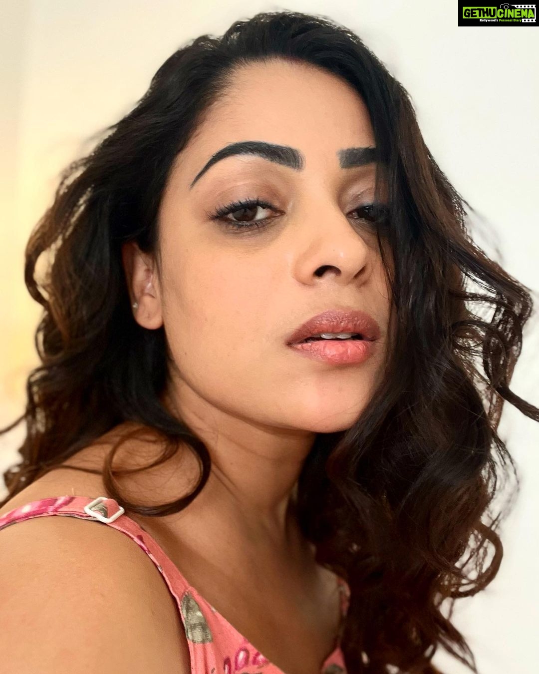 Anjali Rao Instagram - ♾ Smile because life is too short to be unhappy. . #trending #viral #instagram #love #explorepage #explore #instagood #fashion #follow #tiktok #like #likeforlikes #followforfollowback #photography #india #trend #instadaily #memes #music #style #trendingnow #reels #foryou #likes #photooftheday #model #beautiful #bollywood #tollywood #bhfyp #instagram