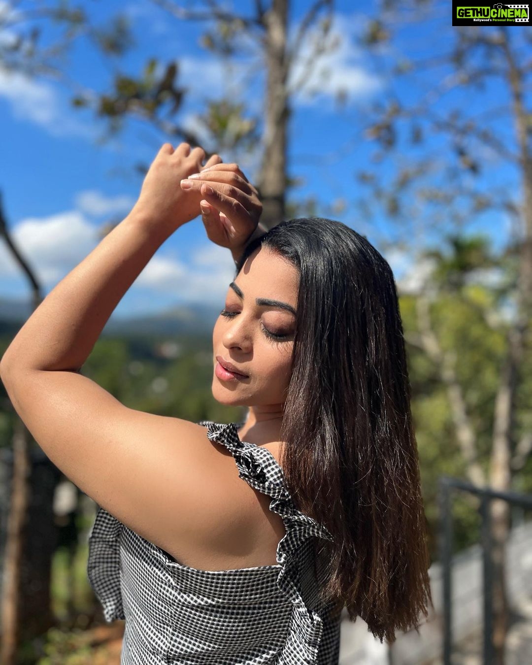 Anjali Rao Instagram - ♾ PC: @jomin_adhu #trending #viral #instagram #love #explorepage #explore #instagood #fashion #follow #tiktok #like #likeforlikes #followforfollowback #photography #india #trend #instadaily #memes #music #style #trendingnow #reels #foryou #likes #photooftheday #model #beautiful #bollywood #tollywood #bhfyp #instagram Vythiri Wayanad Resort വൈത്തിരി