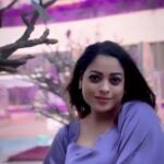 Anjali Rao Instagram - Mrs.Hitler | Mon - Sun | 8:30 PM | Zee Keralam ഗ്ലാമറസായി മായ #ZeeKeralam #NeithedukkamJeevithaVismayangal #ZeeKeralamHD #ZeeKeralamOnMyTV #MrsHitler #ZeeOnTheGoReels Watch Anytime, Anywhere on ZEE5 - https://zee5.onelink.me/RlQq/fmalDownloadZEE5App