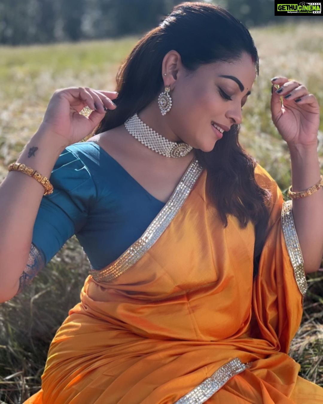 Anjali Rao Instagram - ♾ Saree and Styling : @titli_collections PC : @manoj_kalagramam #trending #viral #instagram #love #explorepage #explore #instagood #fashion #follow #tiktok #like #likeforlikes #followforfollowback #photography #india #trend #instadaily #memes #music #style #trendingnow #reels #foryou #likes #photooftheday #model #beautiful #bollywood #tollywood #bhfyp #instagram Malamel Para