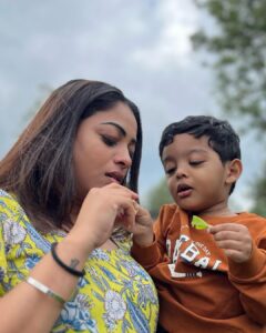 Anjali Rao Instagram - Family 💜