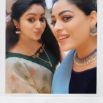 Anjali Rao Instagram - 2022 at Mrs Hitler set looks like this 💜 #happy #happyfaces #family #mrshitler #team #love #friendship #bestdays #yearend Kochi, India