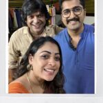 Anjali Rao Instagram - 2022 at Mrs Hitler set looks like this 💜 #happy #happyfaces #family #mrshitler #team #love #friendship #bestdays #yearend Kochi, India