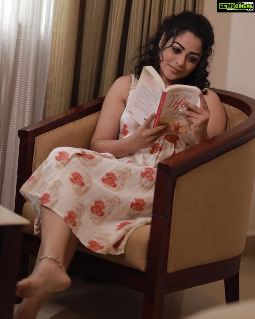 Anjali Rao Instagram - ♾ Photographer: @dop_thahira_s_rawther #trending #viral #instagram #love #explorepage #explore #instagood #fashion #follow #tiktok #like #likeforlikes #followforfollowback #photography #india #trend #instadaily #memes #music #style #trendingnow #reels #foryou #likes #photooftheday #model #beautiful #bollywood #tollywood #bhfyp #instagood Chennai, India