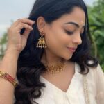 Anjali Rao Instagram – Onam Vibes 🌼
Costume : @aj_aswathyjayakumar @ajs_attires
Styled by : @titli_collections
#reels #trendingreels #viral #song #dance #onam #celebration #festivewear #festival #video #vibes #positivity #kerala #designer #deaignerwear #instareels #instagood #instagram Chennai, India