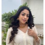 Anjali Rao Instagram – Onam Vibes 🌼 

Thank you for this beautiful dress @ajs_attires @aj_aswathyjayakumar 
Loved it ❤️ 

#onam #celebration #style #fashion #trending #viral #post #picoftheday #instagood #instagram Chennai, India