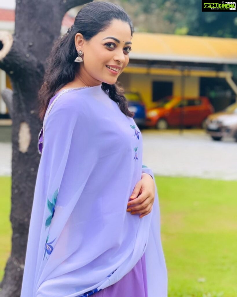 Anjali Rao Instagram - Lavender vibes 💜 PC : @manve_surendran_official_ #lavender #lavenderdress #salwarsuits #tassel #ethnicwear #goodvibes #photodump #post #instagood #instagram Chennai, India
