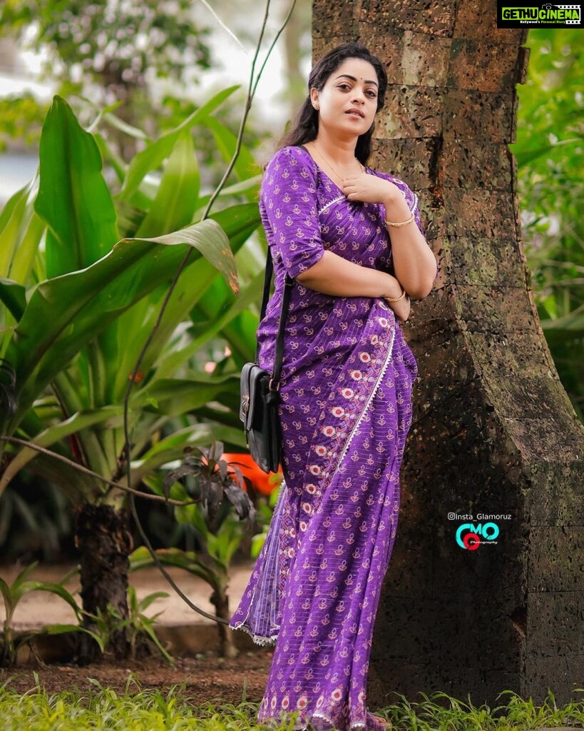 Anjali Rao Instagram - "Take time to appreciate the small moments and focus on what matters most. Keep life simple and it will bring you joy." Photographer: @photography_como Organised by : @instaglamz #photography #instapost #postoftheday #trendingreels #trendingnow #saree #desigirl #kerala #actress #modelshoot Kochi, India