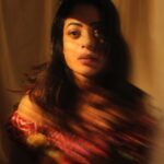 Anjali Rao Instagram - कभी सही वाला गलत किया है आपने ? अगर कभी हुआ है तोह समझो कहि तोह किस्मत अच्छी थी . कम समय तोह ही सही , आखिर मिला तोह सही Photographer : @praveen_artismyreligion Post : @ramartz1712 Chennai, India