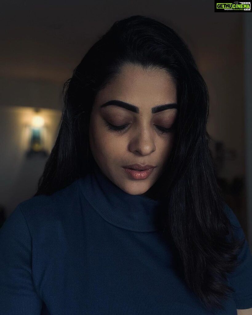 Anjali Rao Instagram - "The best is yet to come, and won't that be fine? You think you've seen the sun, but you ain't seen it shine." #instadaily #instapost #potrait #shotoniphone Kochi, India