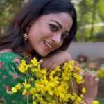 Anjali Rao Instagram - Wish you all the bright rays of happiness, joy, and prosperity, Happy Vishu! VC : @_manve_surendran_ #vishu #festival #celebrate #traditional #happiness #vibes #photography #postoftheday #reelsvideo #songs