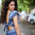 Anjana Rangan Instagram - Beach waves and summer dresses are the Basics! 💙🩵 📸: @twilightzone_photography