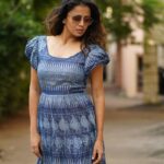 Anjana Rangan Instagram - அழகு தான் நீயும் நானும்… கிட்டயே இல்ல யாரும்… காத்தெல்லாம் யாரு வாசம்… உன் விரல் மோதி பேசும் 🎶 Visuals : @twilightzone_photography Edit: @pixmayil