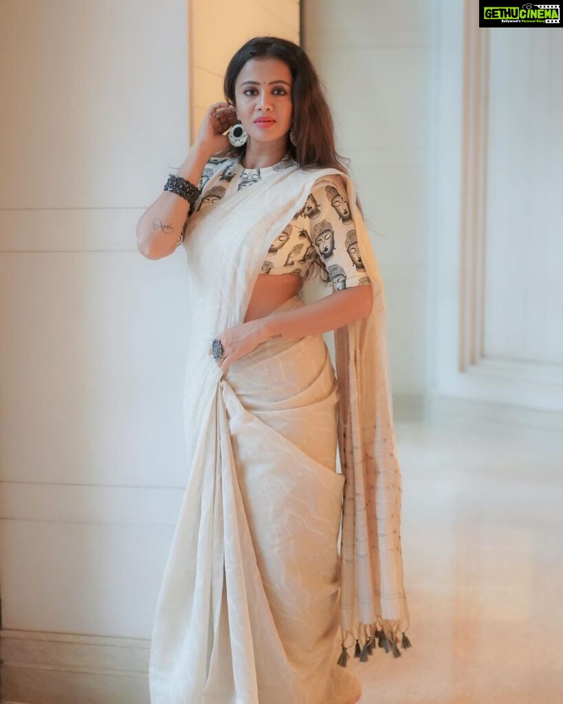 Anjana Rangan Instagram - For The Grand celebration of #Maamannan 50th Day! ✨ 📸 : My fav @camerasenthil Ji! Saree : @kanakadharadrapes Blouse : @magicbyjeeni ✨