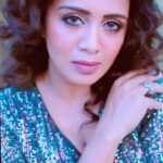 Anjana Rangan Instagram - For @sound.of.madras concert Shot by @edengroupofstudio MUAH : @ashmakeupandhairdo Outfit : @kazowoman