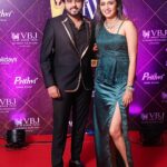 Anjana Rangan Instagram - For #JFW achievers awards with Darlinggg @rjvijayofficial ! 😍♥️😍♥️ @jfwdigital @binasujit thank u for believing in us yet again! To many more to come 🥂