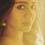 Anjana Rangan Instagram - The Ray of sunshine thro my window and a Ray of hope in my ♥️! #unedited #uneditedphoto #rawphotography 📸 : @padambyveni