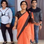 Anju Aravind Instagram - Fun time @ Sudhamani soopera location @zeekeralam Trivandrum