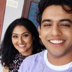 Anju Aravind Instagram - Going with the trend 😍🥰 From sudhamani supera location fun time🥳🧚‍♂️ Vc : @visakhofficial 🥰 #kokswag #dulqersalman @dqsalmaan @jakes_bijoy @ritika_offl @abhilash_joshiy