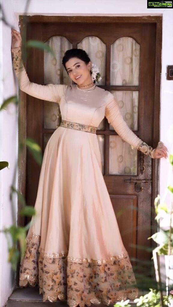 Anju Kurian Instagram - Introducing ‘Ritu’, an exquisite collection to flaunt your elegance. Amp it up with the Pure Georgette Strips - Anarkali beauty, adorned with a graceful Floral Tissue border🌸✨ #RituCollection #Pothys #Fashion Brand: @pothyskerala Photography : @shafishakkeer MUA 💄: @shari_naressh Stylist : @rashmimuraleedharan Location : @rossittawoodcastle #onam2023 #onam #malayali #pothysofficial #traditional #festival #happyonam