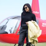 Anju Kurian Instagram - On the runway again 🚁 Heli-tourism isn’t just a tourist attraction- it’s a thrill seeker’s dream ✨. Styling - @styledbyzoya_ #chopper #heliride #escapetheordinary #traveler #australia