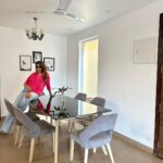 Anjum Fakih Instagram - A cozy villa with a dedicated house help is all what we need when vacationing with our loved ones… Thank you @avisahomesgoa for hosting me,thank you for all the warmth and love ❤️ Goa, India