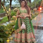 Anjum Fakih Instagram - #ootd #anjumfakih 💚💖💚 . . . Styled by @shailjaanand Outfit by @datetheramp Potli by @aclutchstory Udaipur, Rajasthan