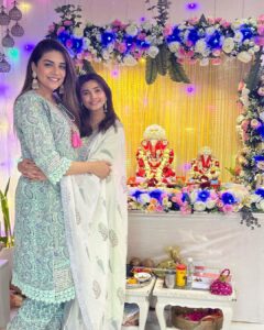 Anjum Fakih Instagram - May the divine blessings of Lord Ganesha brings y’all happiness in abundance,strength and courage to overcome challenges… 
May his arrival marks a new beginning in your lives… May you be blessed with prosperity & peace… 
Happiest Ganesh Chaturthi to all 
#omganapatayenamaha 
#happyganeshchaturthi 
🙏🏼🙏🏼🙏🏼