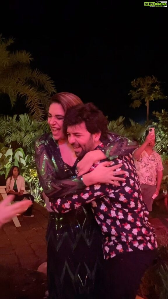 Anjum Fakih Instagram - Danced for my bestie, the birthday girl @nzoomfakih ❤️ Hope you felt special and had the most memorable one! #iletthedancetalk #birthdaygirl #birthdaycelebrations🎉#specialthingsforspecialpeople ❤️ Oh La La