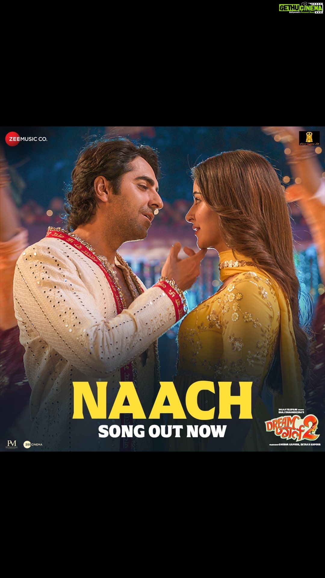 Anjum Fakih Instagram - Aaj gully apni dance floor hai! Toh #Naach 😎 Song Out Now. #25AugustHogaMast #DreamGirl2 in Cinemas on 25th August. @ayushmannk @ananyapanday @writerraj @ektarkapoor @shobha9168 @balajimotionpictures @gaurisathe @annukapoor @pareshrawalofficial @vijayraazofficial @nowitsabhi @rajpalofficial #GovardhanAsrani #ManojJoshi @seemabhargavapahwa @oyemanjot @anirudh_k_sharma @krishanurathore @nareshkathooria @nakash_aziz @tanishk_bagchi @boscomartis @itsganeshwaghela @kishorbeatz @osho_shaan @ericpillai @zeemusiccompany @pooja___dreamgirl