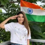Anjum Fakih Instagram - Hindustan ki awaam ko Aazadi Mubarak ho… 🇮🇳🇮🇳🇮🇳 #happyindependenceday #jaihind India