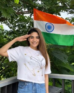 Anjum Fakih Instagram - Hindustan ki awaam ko 
Aazadi Mubarak ho… 
🇮🇳🇮🇳🇮🇳
#happyindependenceday #jaihind