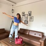 Anjum Fakih Instagram - A cozy villa with a dedicated house help is all what we need when vacationing with our loved ones… Thank you @avisahomesgoa for hosting me,thank you for all the warmth and love ❤️ Goa, India