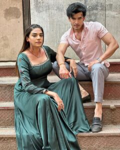 Anjum Fakih Instagram - Paigaam bhijwa do, Toofan aane waala hai🔥
.
.
#AnjumFakih #ParasKalnawat #Srishti #Rajveer #SriVeer #KundaliBhagya #Firestorm