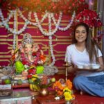 Anjum Fakih Instagram – As we bid adieu to Ganesha… 
Here am wishing y’all #happyanantchaturdashi 🙏🏼❤️
Be blessed 😇