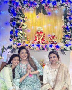 Anjum Fakih Instagram - May the divine blessings of Lord Ganesha brings y’all happiness in abundance,strength and courage to overcome challenges… 
May his arrival marks a new beginning in your lives… May you be blessed with prosperity & peace… 
Happiest Ganesh Chaturthi to all 
#omganapatayenamaha 
#happyganeshchaturthi 
🙏🏼🙏🏼🙏🏼