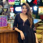 Anjum Fakih Instagram – 🖤🖤🖤
#unfiltered 
#anjumfakih